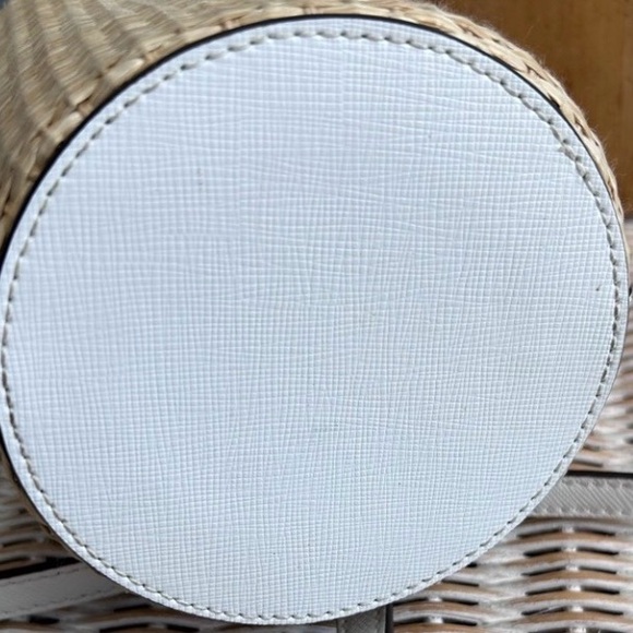 Kate Spade New York Picnic in the Park Straw Crossbody - Picture 3 of 5